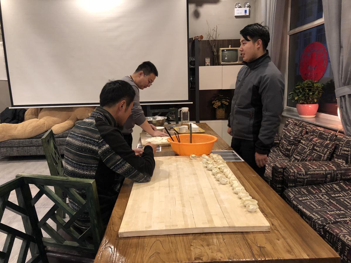 Lemongo Youth Hostel 후허하오터 외부 사진