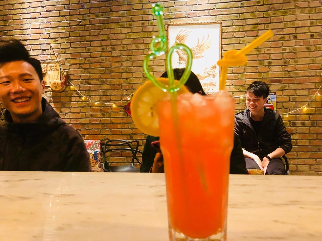 Lemongo Youth Hostel 후허하오터 외부 사진